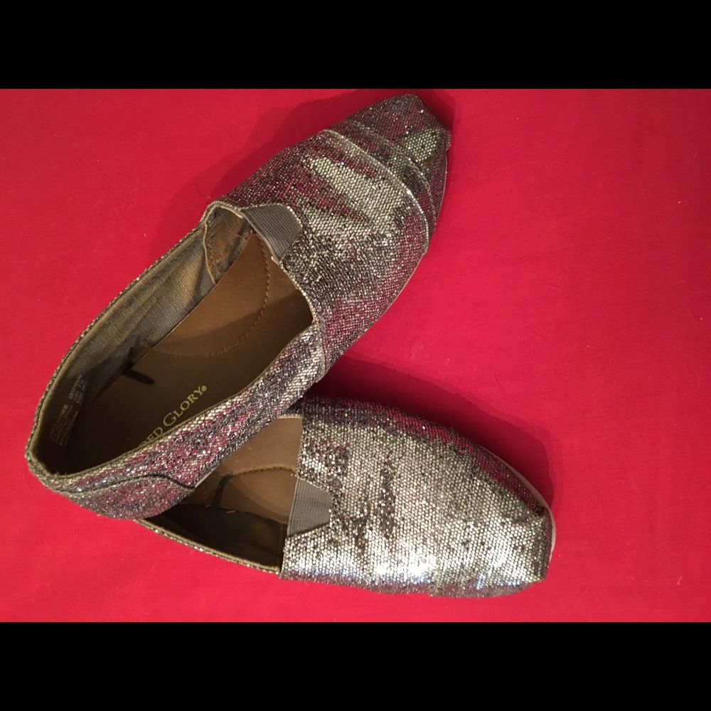 Silver Sparkle Flats